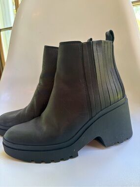 Eileen Fisher Kat Boot Black Leather Platform Chelsea Booties